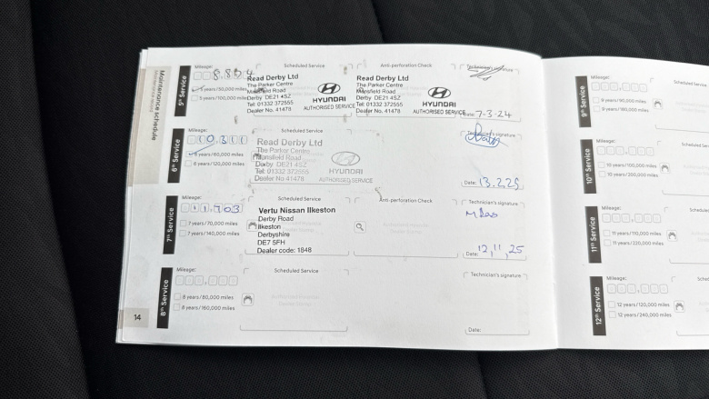 Hyundai ix20 1.6 Premium Nav 5dr Auto Petrol Hatchback